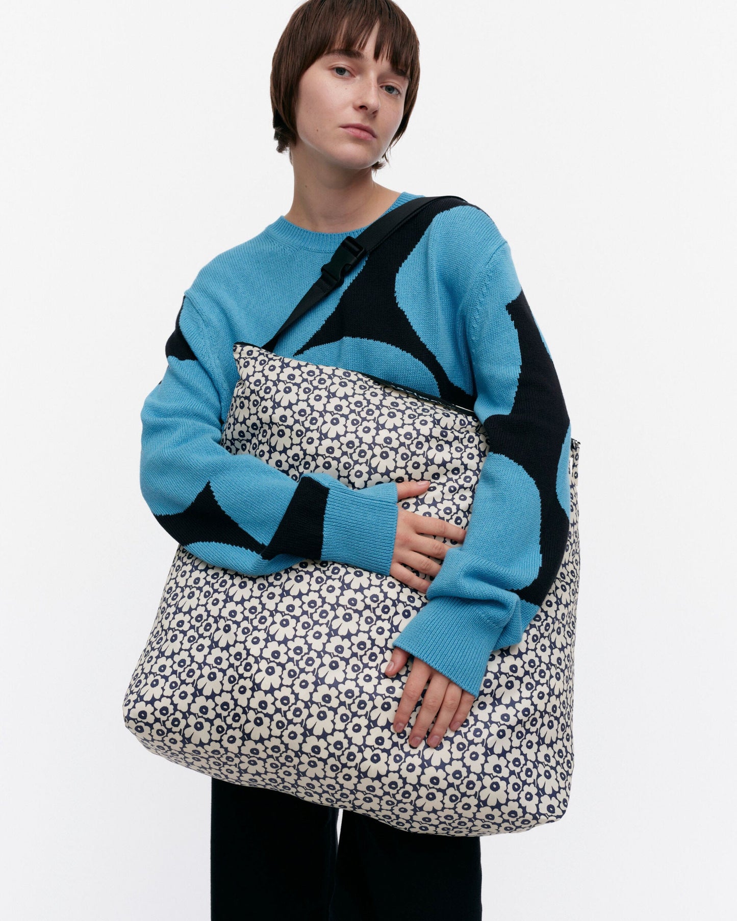 Neat Crossbody Unikko L