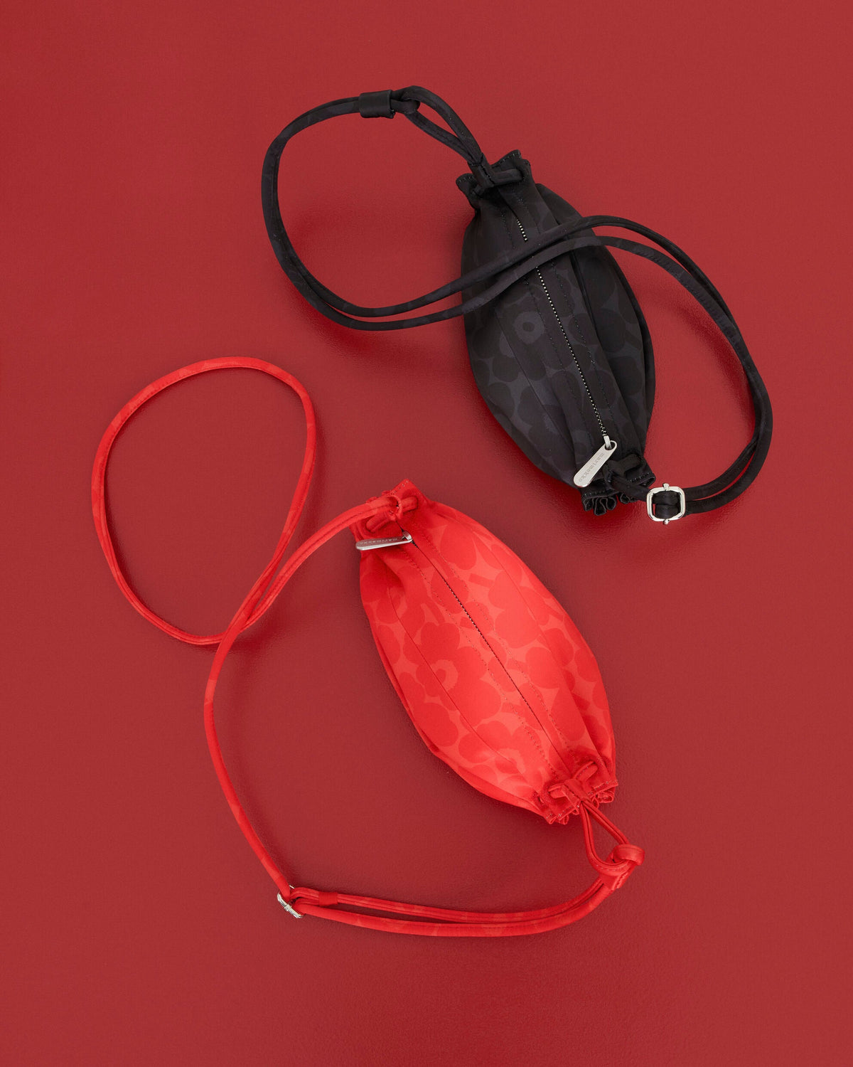 Pikku Karla Satin Unikko Shoulder Bag