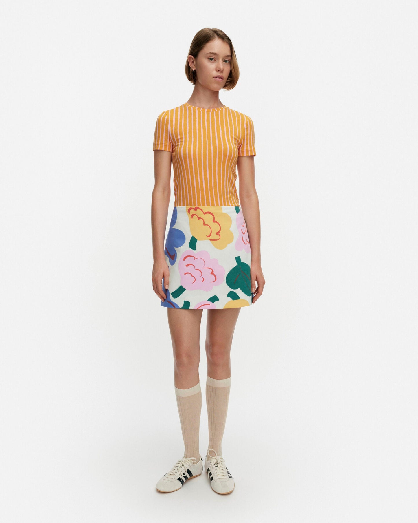 Iloita Kukasta Kukkaan Skirt