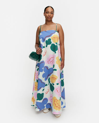 Huvittaa Kukasta Kukkaan Dress