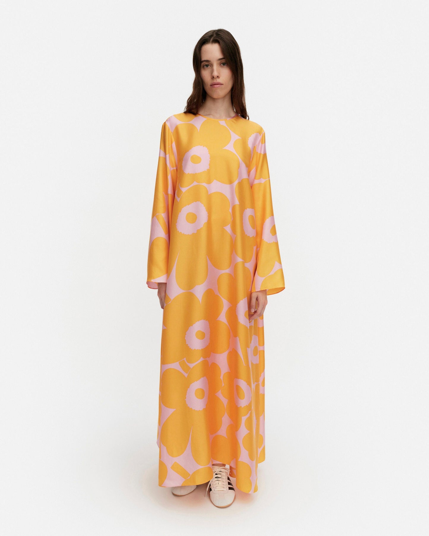Kaunista Unikko Silk Dress