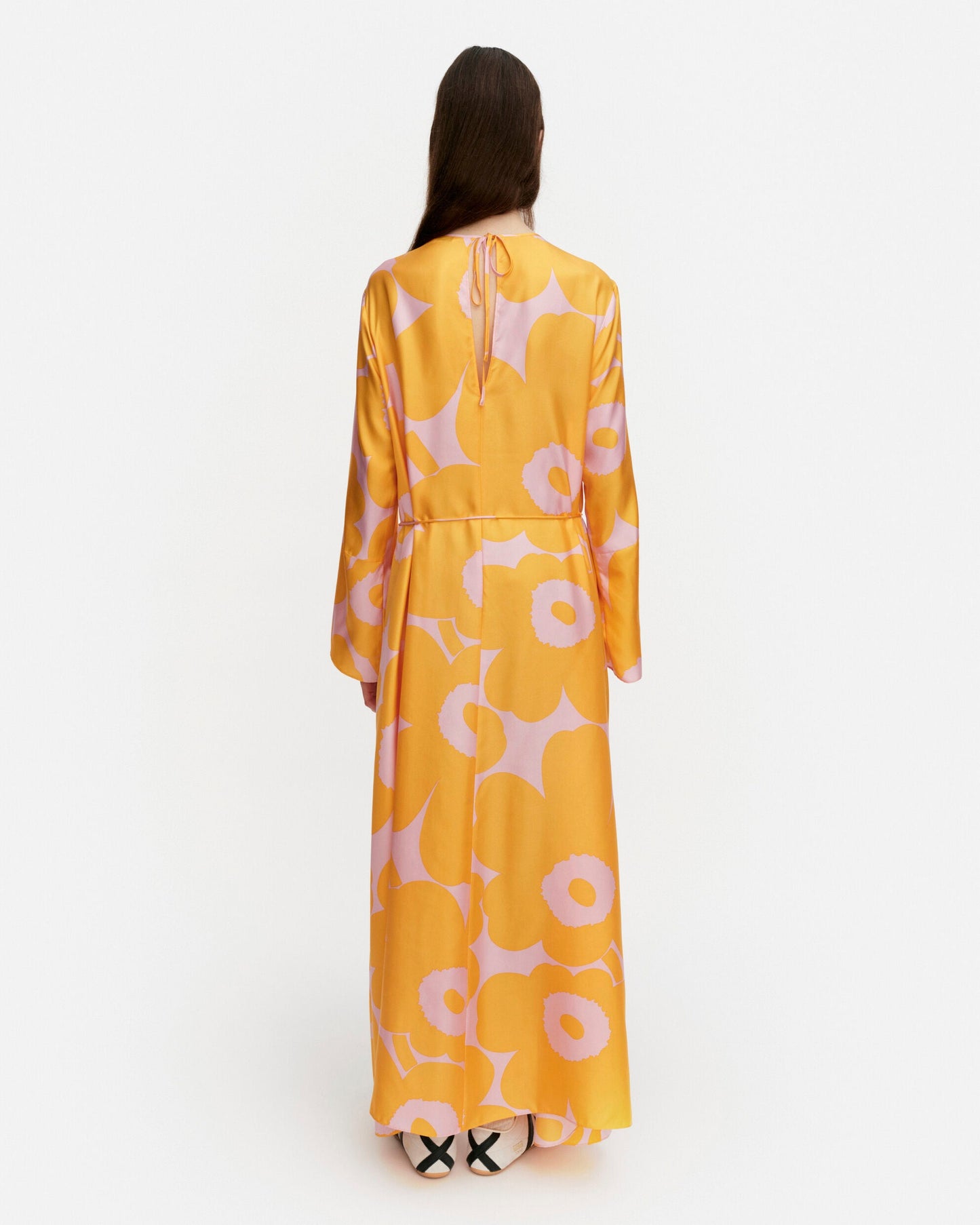 Kaunista Unikko Silk Dress