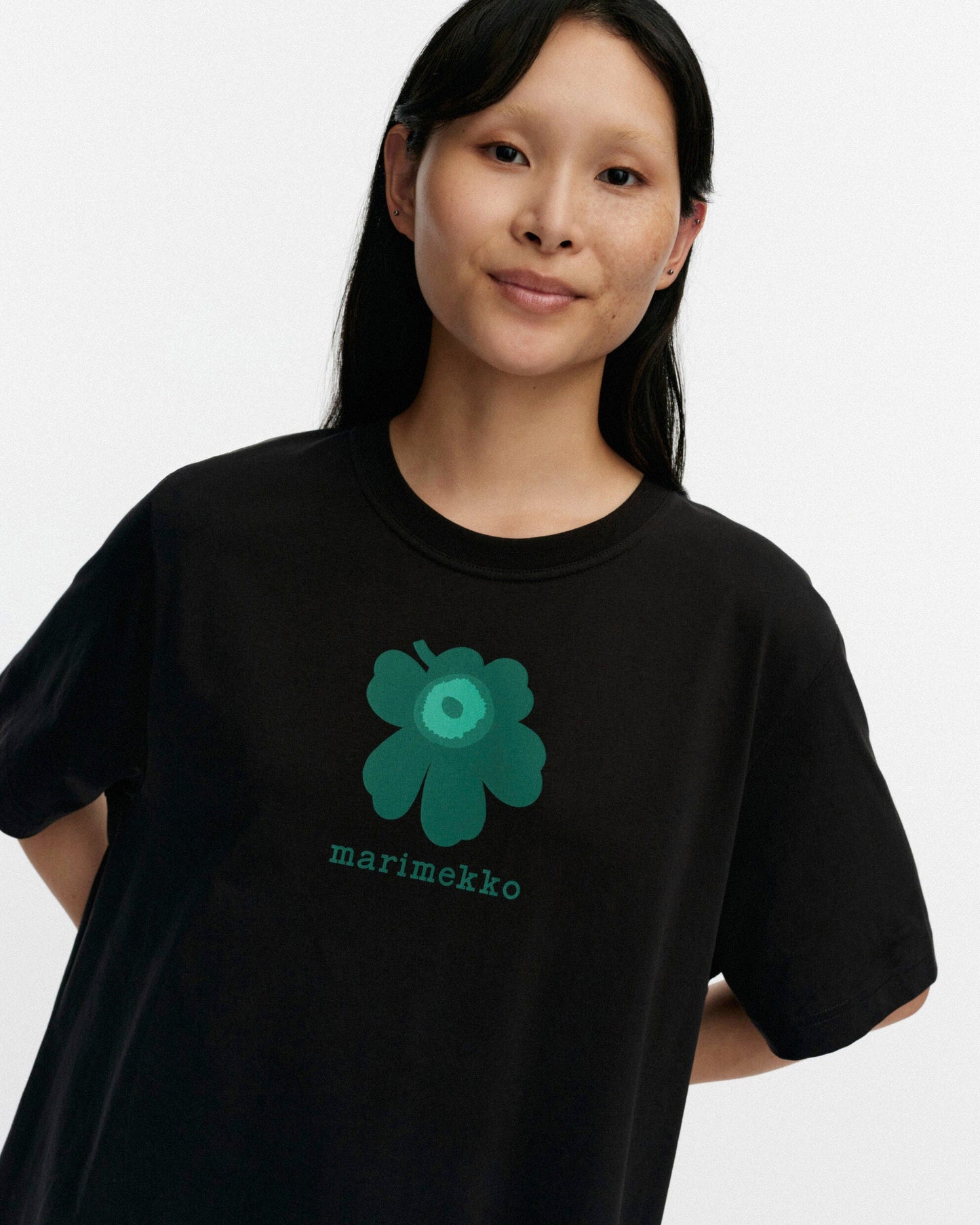 Ae Embla Unikko Placement Kioski T-Shirt