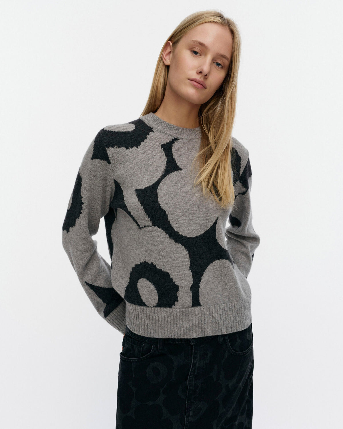 Aatto Unikko Knitted Pullover