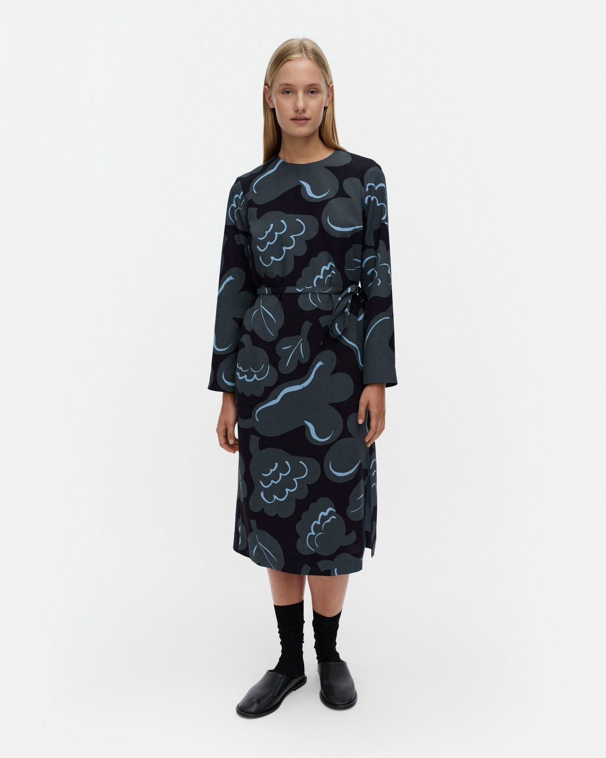 Pujotus Kukasta Kukkaan Dress