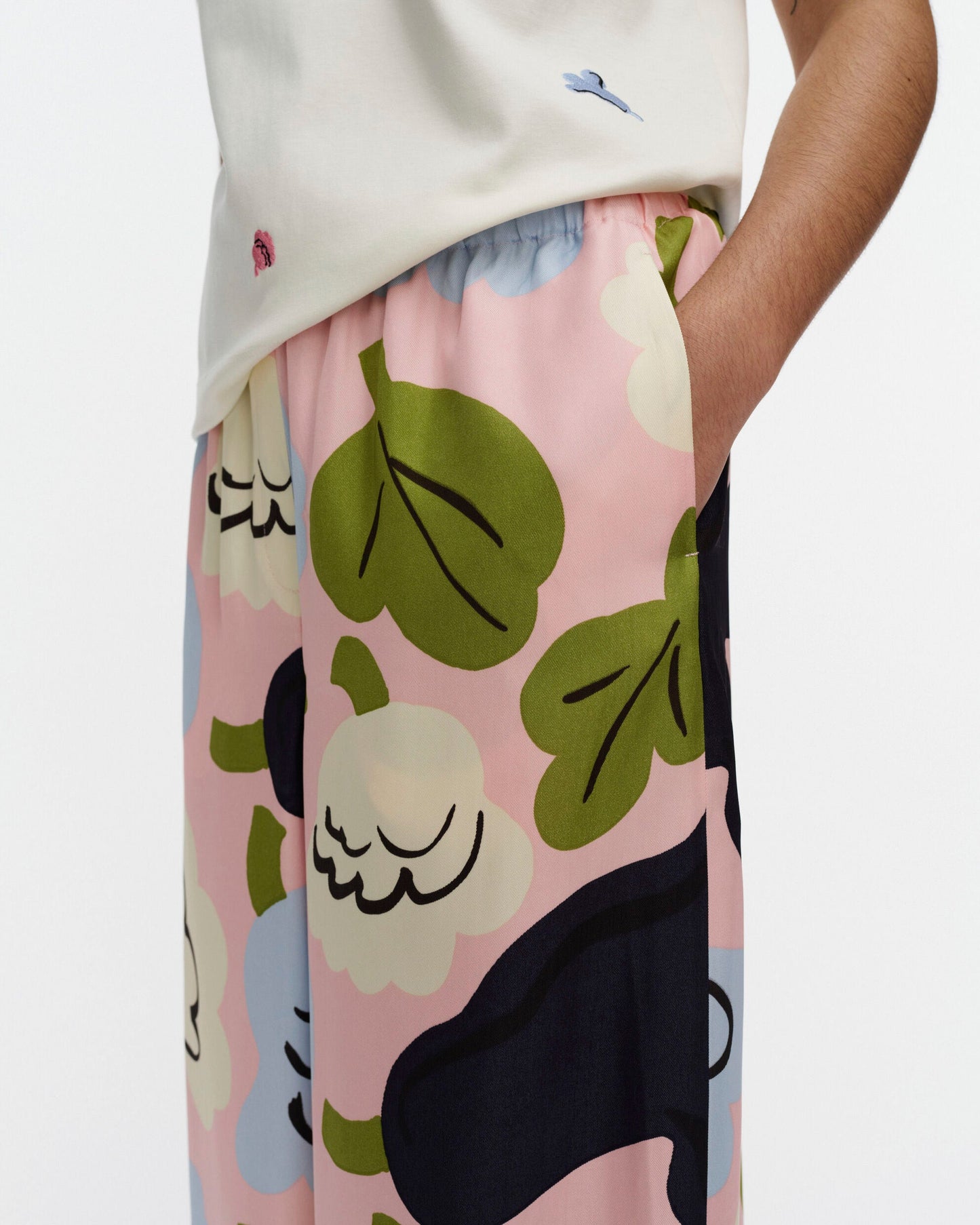 Sh Vaihtelu Kukasta Kukkaan Trousers