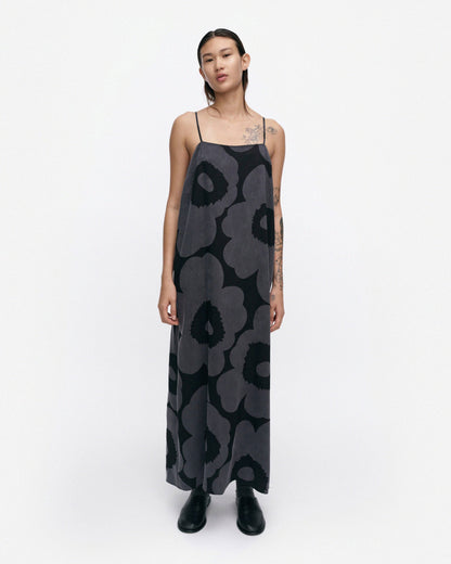 Pyörähdys Unikko Dress