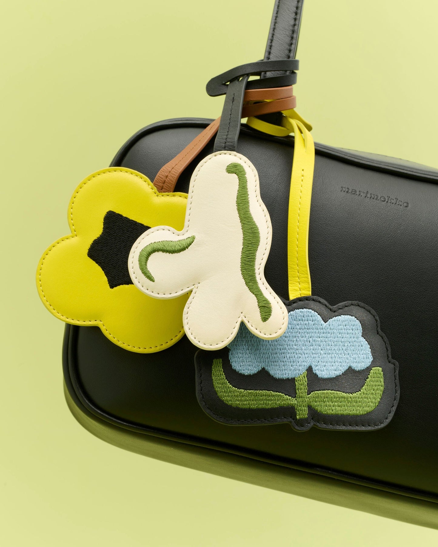 Charm Kukasta Kukkaan Bag Charm