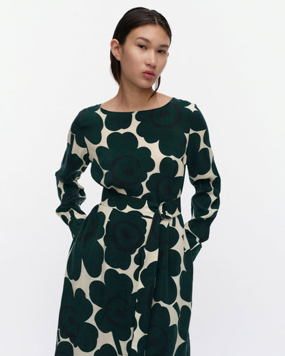 Satunnainen Unikko Dress