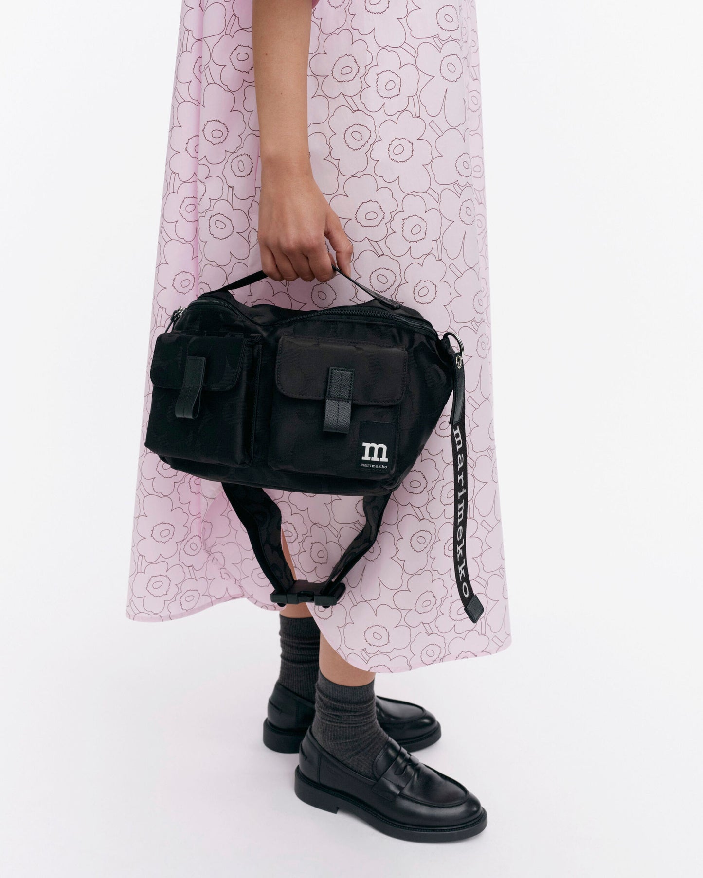 Sling Bag M Solid